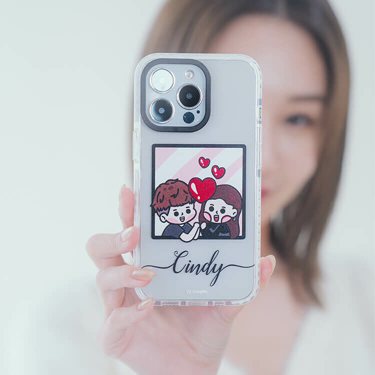 【插畫聯名】挖系小y 戀愛腦情侶 - (訂製名字) 防摔撞白殼  iPhone客製化手機殼