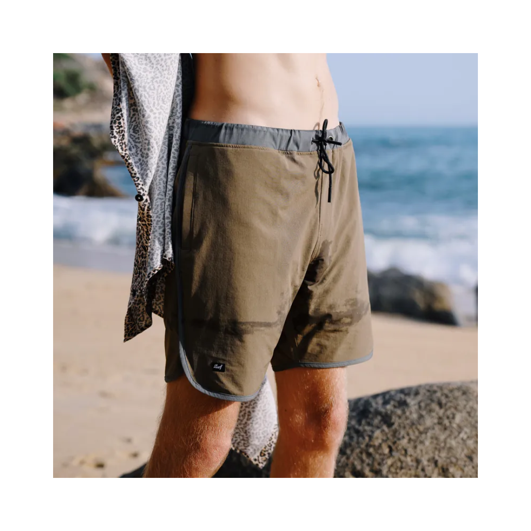 ▲Zurf 沙灘拼接透氣速乾短褲 卡其綠 [ZK124]