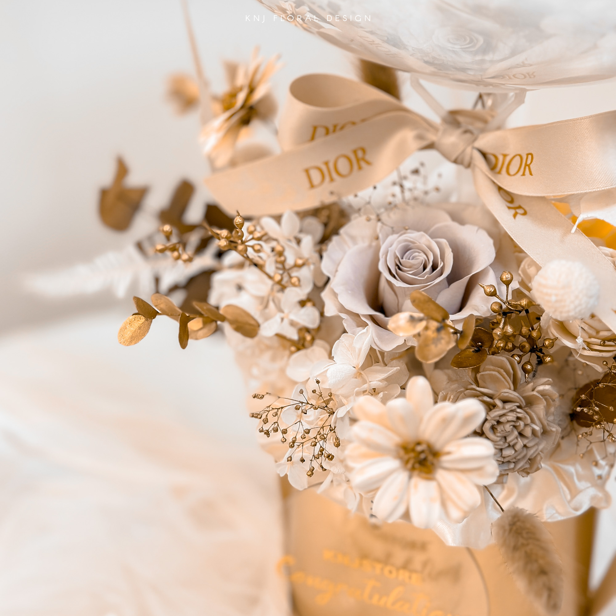 [開幕/祝賀] 奶茶金棕熱氣球永生花禮