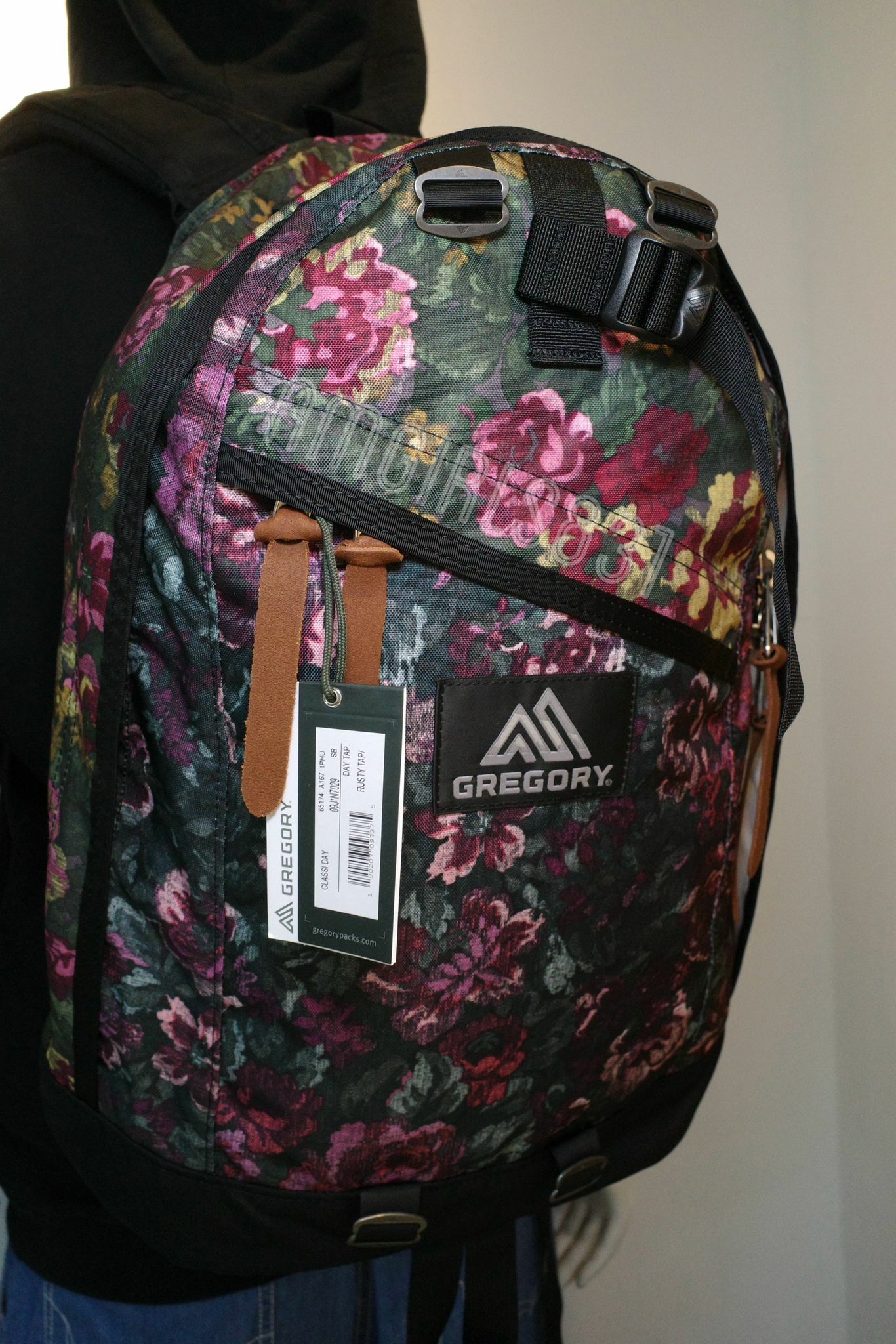 GREGORY Official Daypack GM 74755 Garden Tapestry (Garden