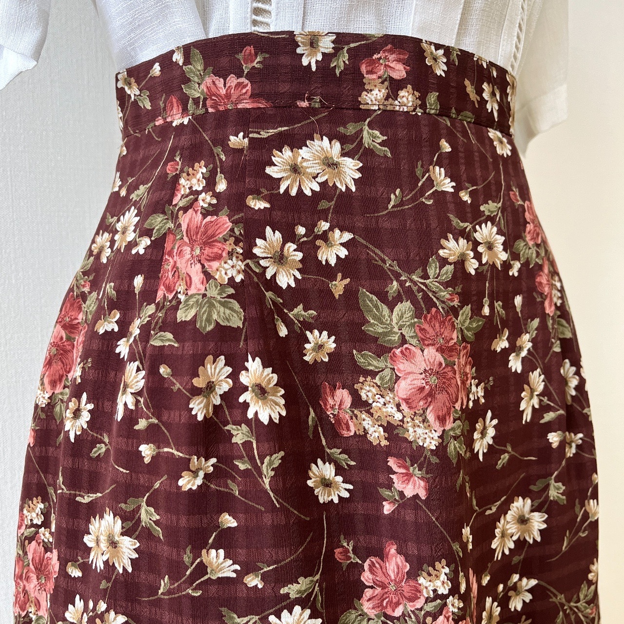 日本製啡色清雅碎花直身半裙