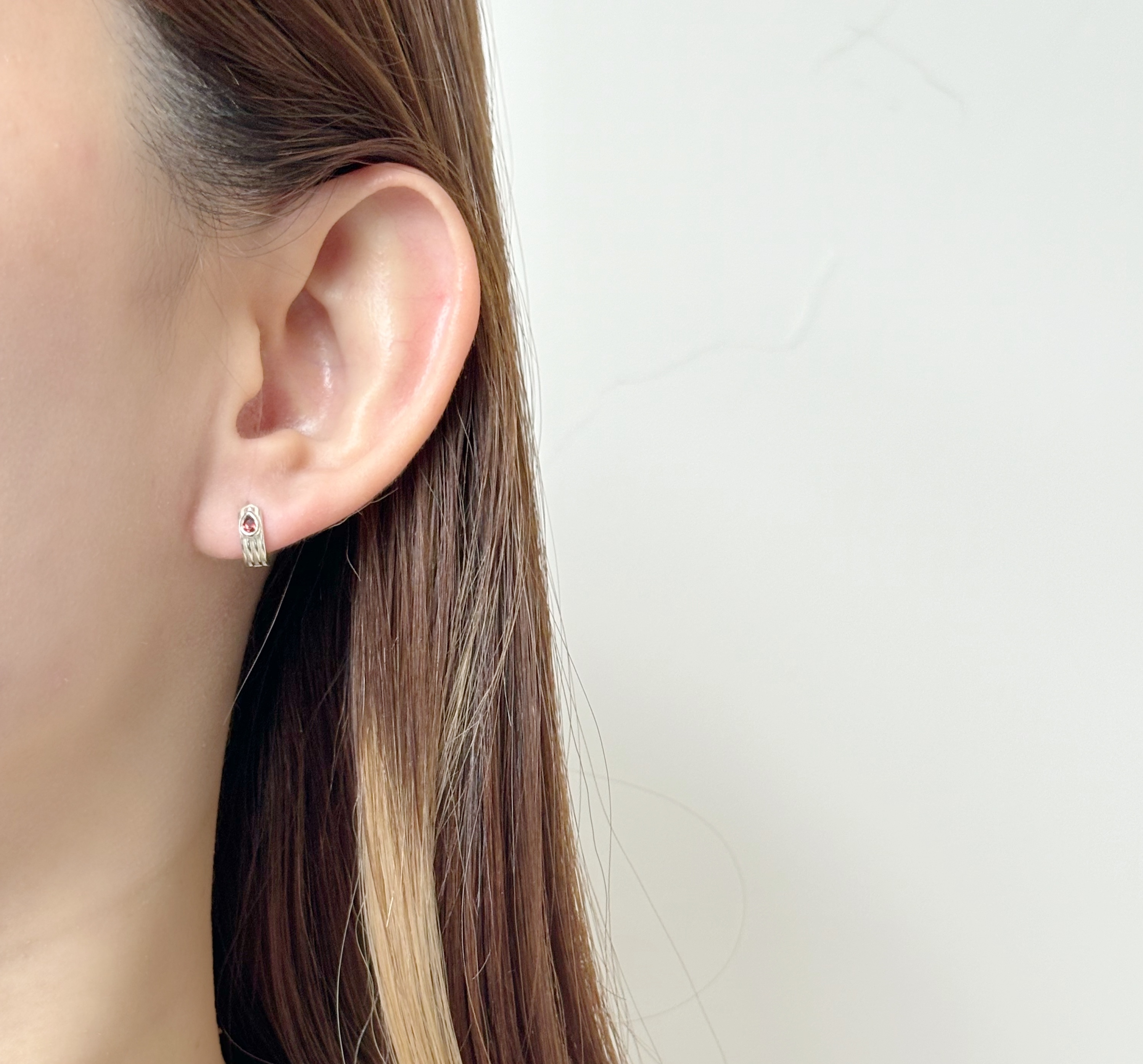 小水滴石榴石厚耳圈