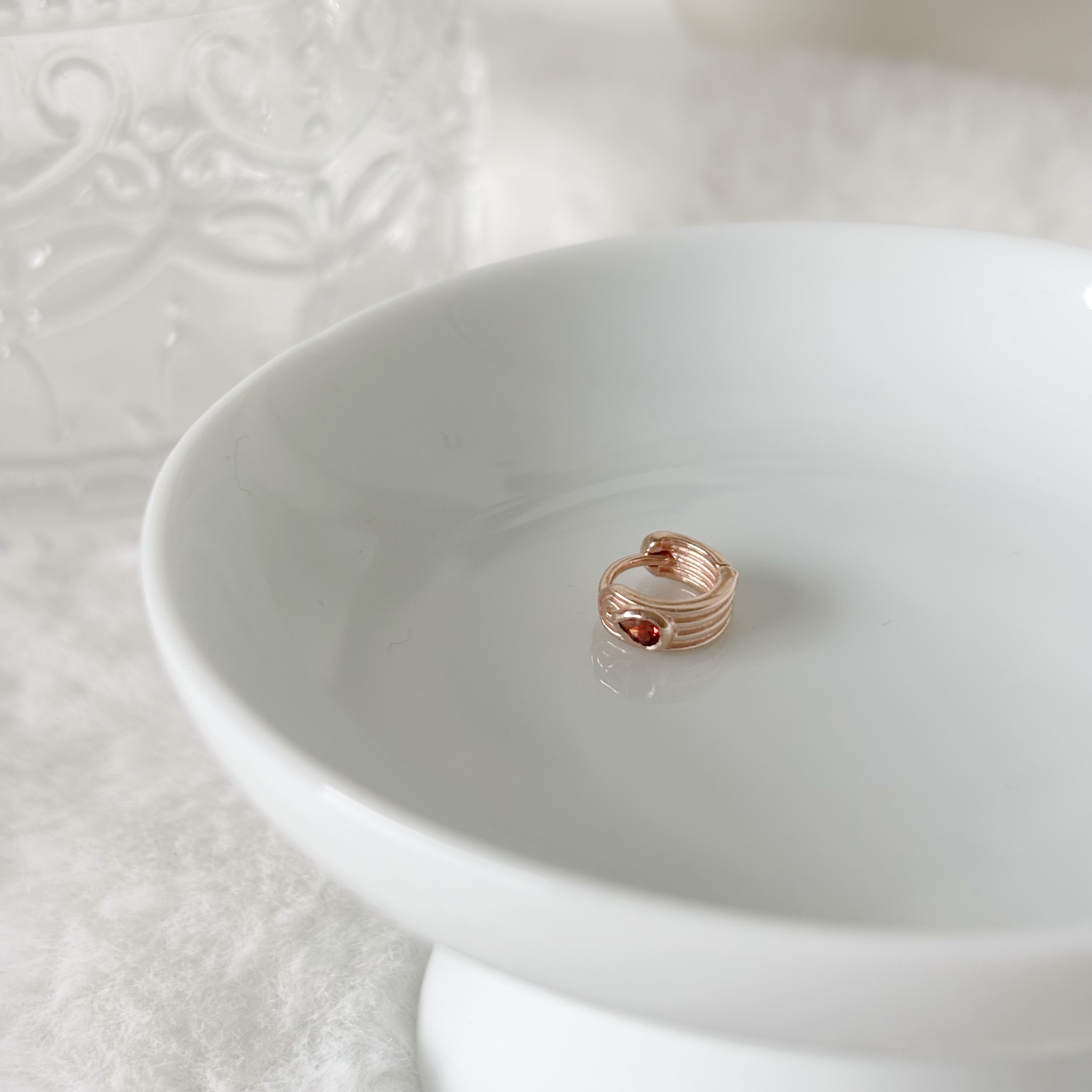 小水滴石榴石厚耳圈