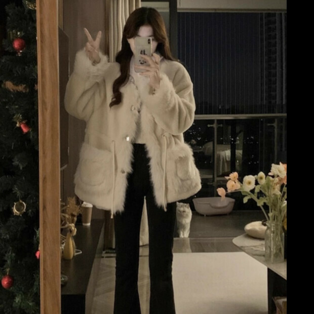 Hot selling small fragrant style jacket [milk white] size [S size - XL size] [please contact customer service to confirm the delivery size after placing the order]