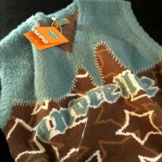 Hot selling star jacquard vest sweater [coffee] [size S-XL] (please contact customer service to confirm the delivery size after placing the order)