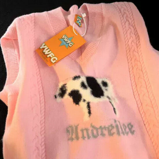 Hot selling plush cow sweater knitted vest [pink] [S-XL size] (please contact customer service to confirm the delivery size after placing the order)