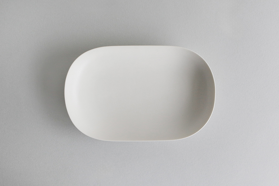 yumiko iihoshi porcelain - ReIRABO series 橢圓盤M / 恬靜白