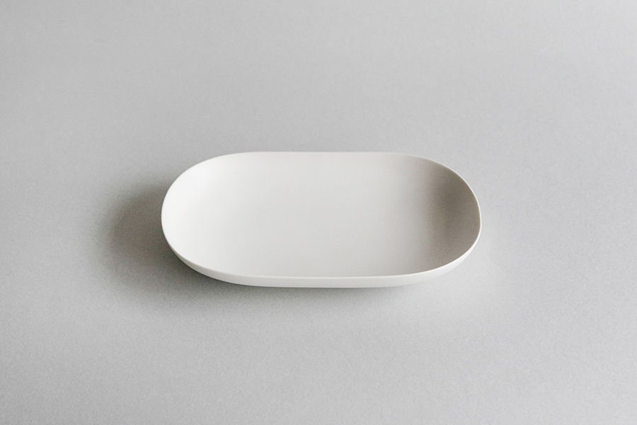 yumiko iihoshi porcelain - ReIRABO series 橢圓盤M / 恬靜白