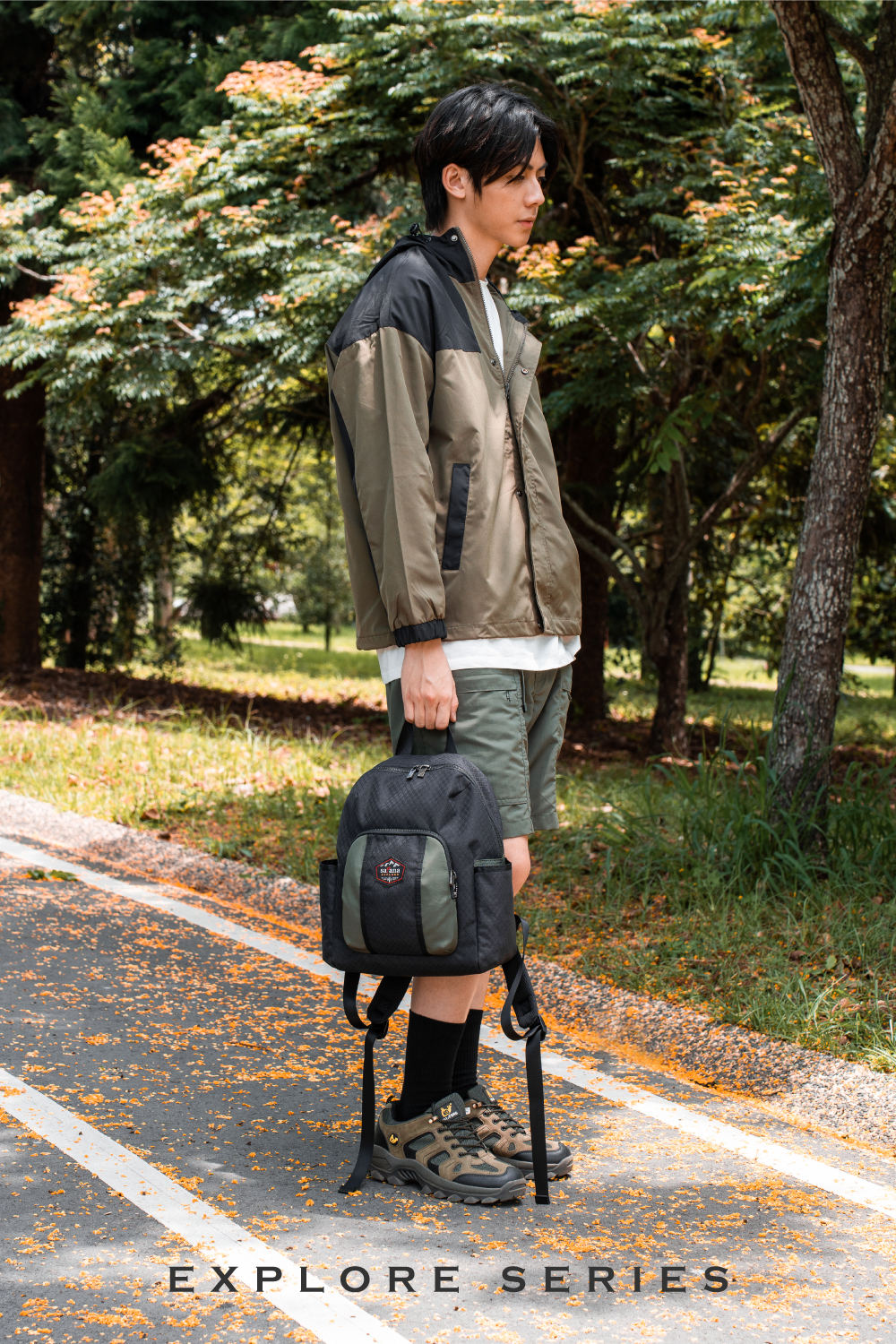 satana EXPLORE 探索生活後背包-軍綠色拼接 SOSE0080-326 形象照