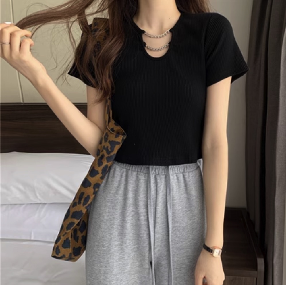 Summer short-sleeved T-shirt top (black, size M-4XL) [Please contact customer service to confirm the shipping size after placing an order]