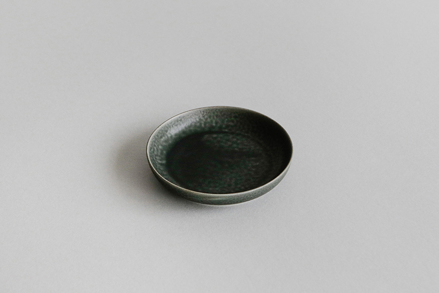 yumiko iihoshi porcelain - RelRABO series 圓盤M / 冬夜灰