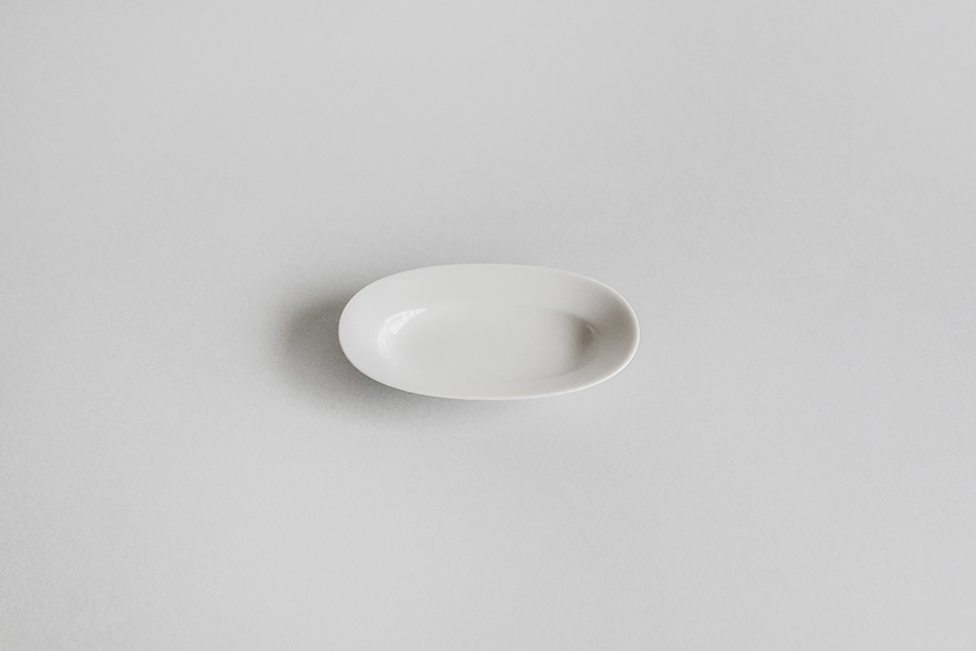 yumiko iihoshi porcelain - Oval plate橢圓盤/ SS / 露珠白(亮面)