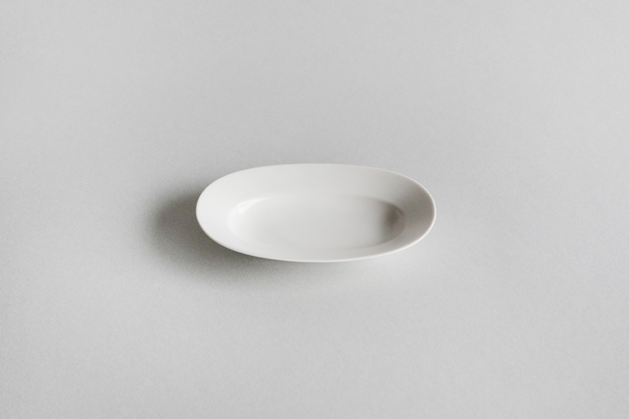 yumiko iihoshi porcelain - Oval plate橢圓盤/ S / 百合白(霧面)