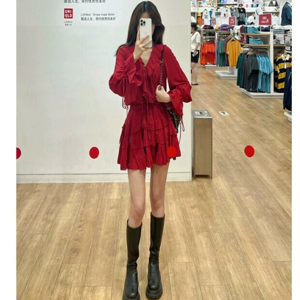 Hot Selling Ruffle Suit [Red Ruffle Top + Skirt] Sizes [S - XL] [Please contact customer service to confirm the delivery size after placing the order]