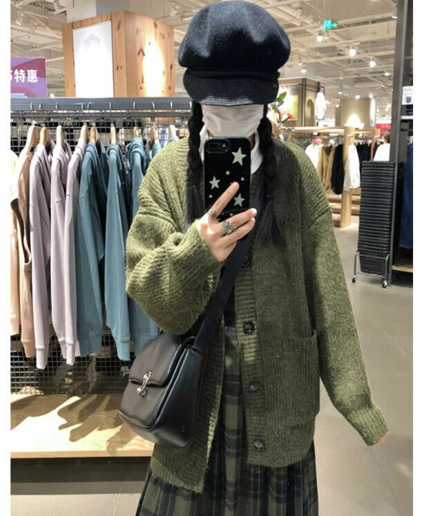 Hot selling sweater jacket [green cardigan] size [S size - XL size] [please contact customer service to confirm the delivery size after placing the order]