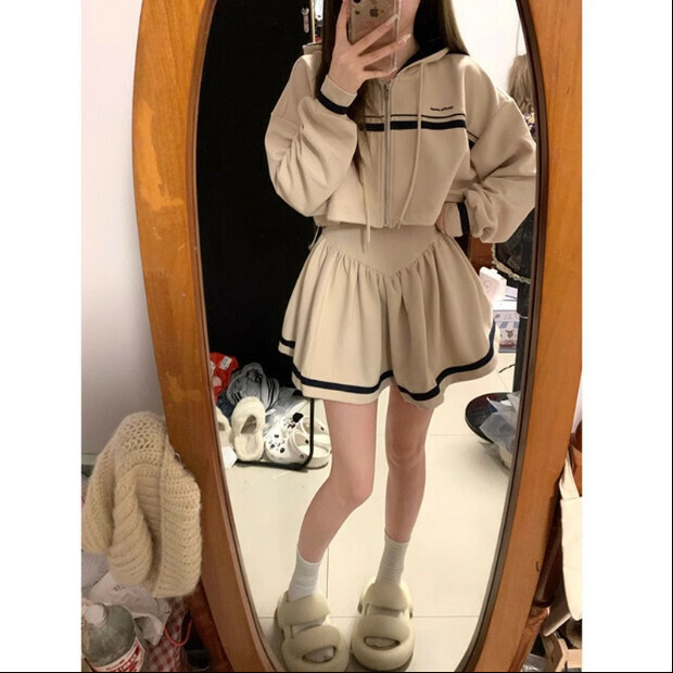 Hot Selling Casual Sports Suit [Apricot Suit] Sizes [S-XL] [Please contact customer service to confirm the delivery size after placing the order]
