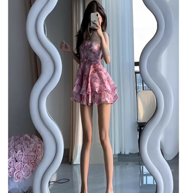 熱賣吊帶連衣裙【鬱金香】尺碼【S碼—XL碼】【下單後請聯絡客服確認發貨尺碼】