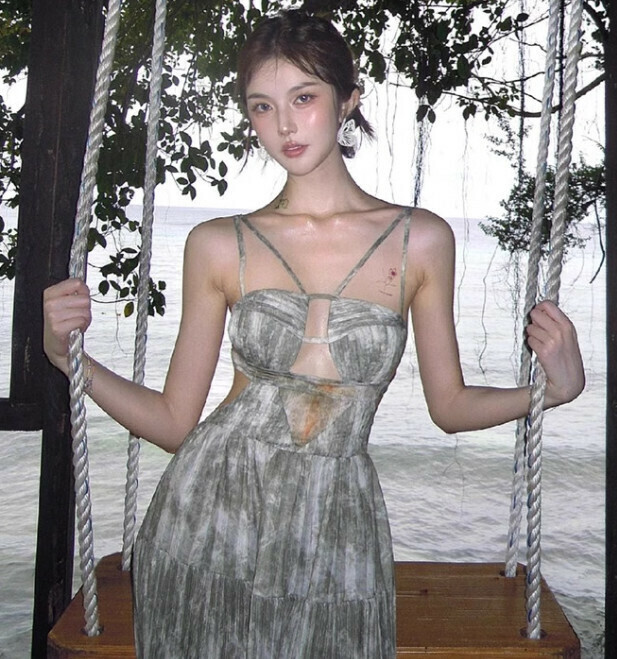Hot selling suspender dress [picture color] size [S size - XL size] [please contact customer service to confirm the delivery size after placing the order]