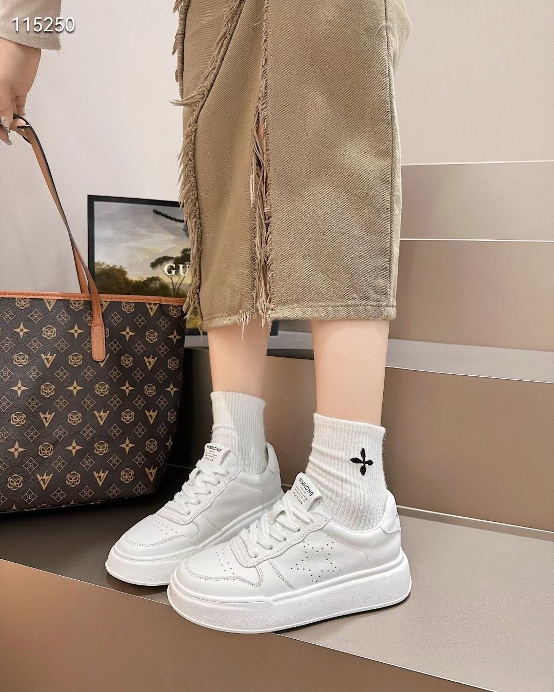 點點星星真皮休閒鞋