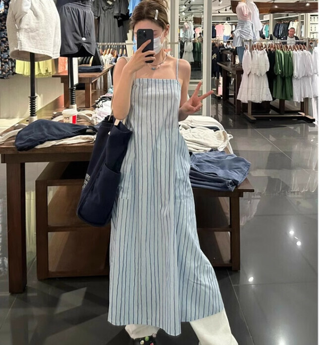 Hot selling suspender dress [blue stripes] sizes [S-XL] [please contact customer service to confirm the delivery size after placing the order]