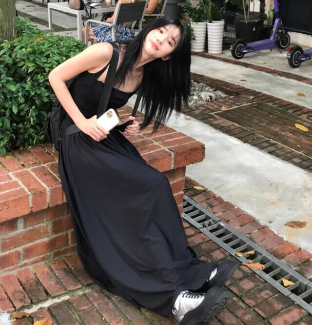 Hot selling knitted suspender dress [black] sizes [S to XL] [please contact customer service to confirm the delivery size after placing the order]