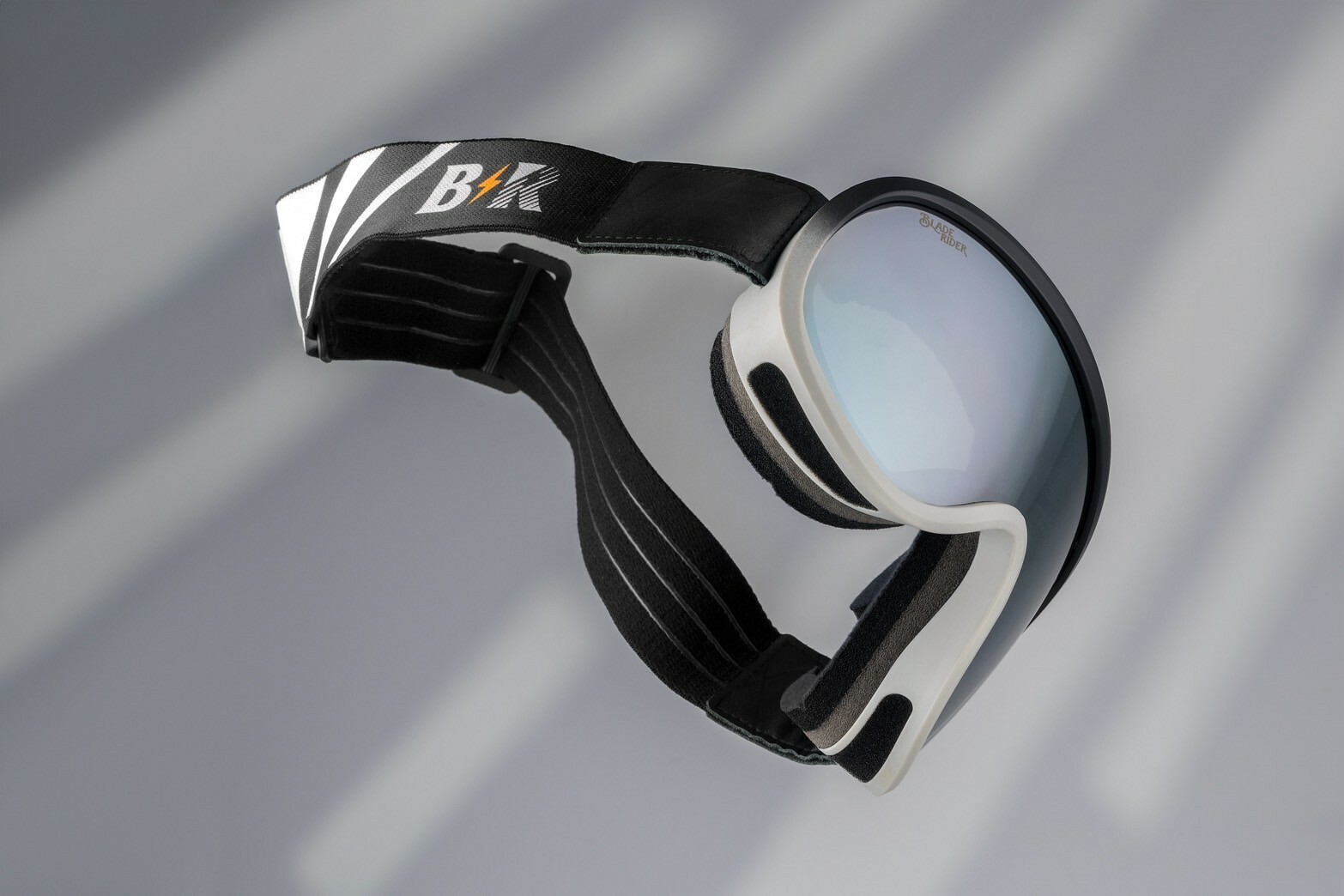 BLADE RIDER PIONEER GOGGLES 黑白雙色 復古 個性 風鏡