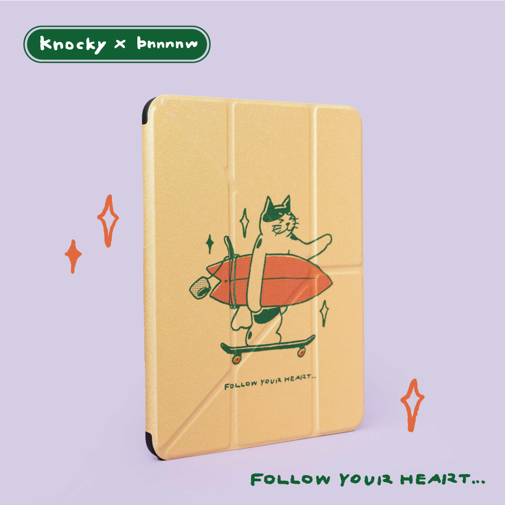 【Knocky x 黑白小姐】『Follow Your Heart 滑板貓貓』iPad Air4/5/6/Pro11 平板保護殼(多折式/右側筆槽)