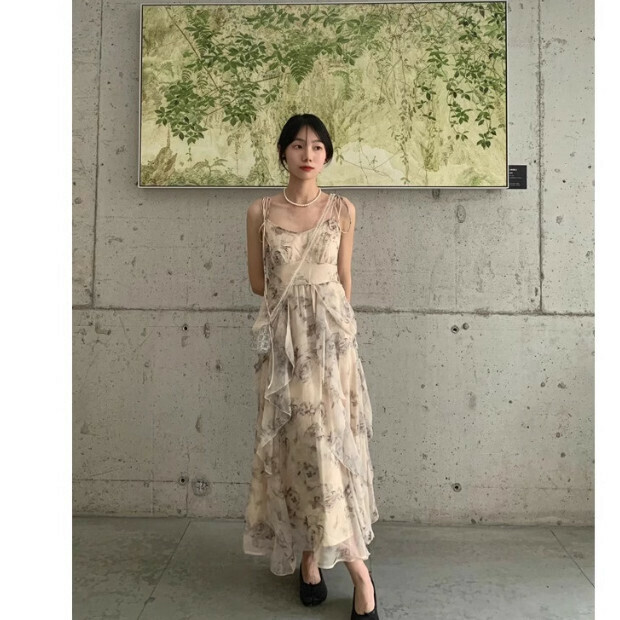 Hot selling suspender dress [ink painting dress] size [S size - XL size] [please contact customer service to confirm the delivery size after placing the order]