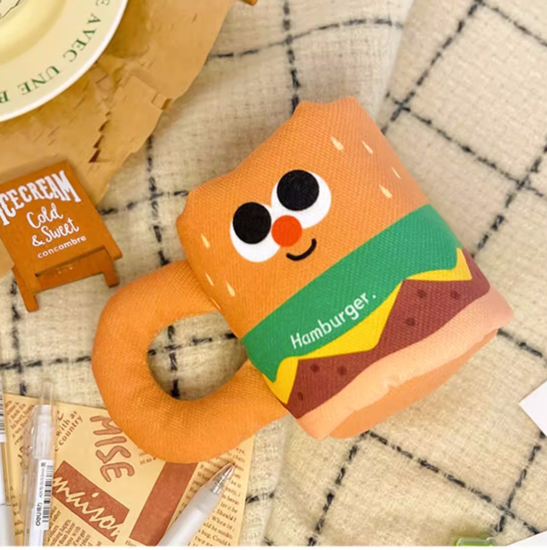 漢堡小杯子桌上收納