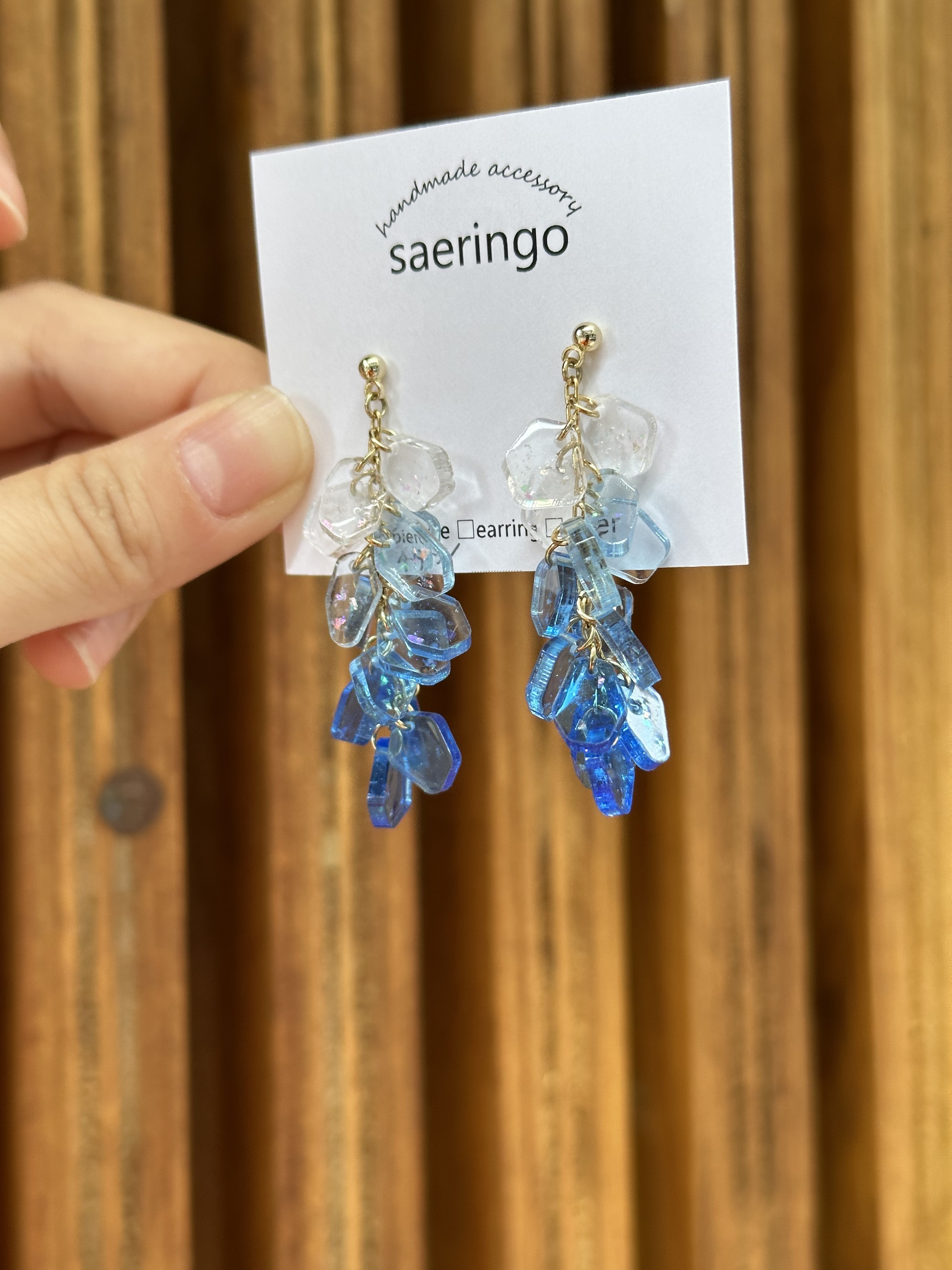 【saeringo】Polygonal gradation blue