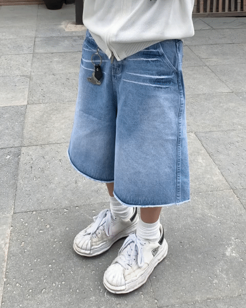 貓水洗亮點牛仔短褲