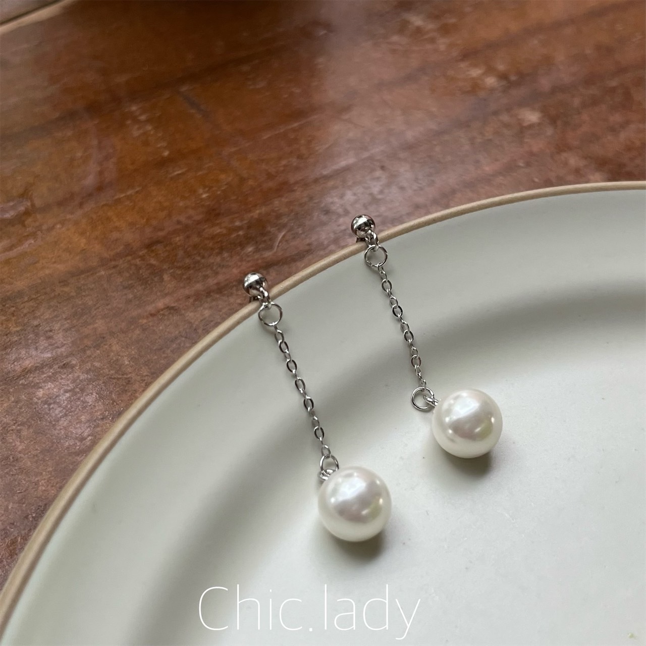 Earrings | 跳舞小珍珠