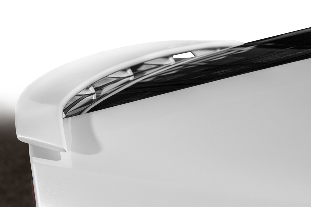 SILKBLAZE 尾翼 TOYOTA PRIUS PHEV 60系 2023-