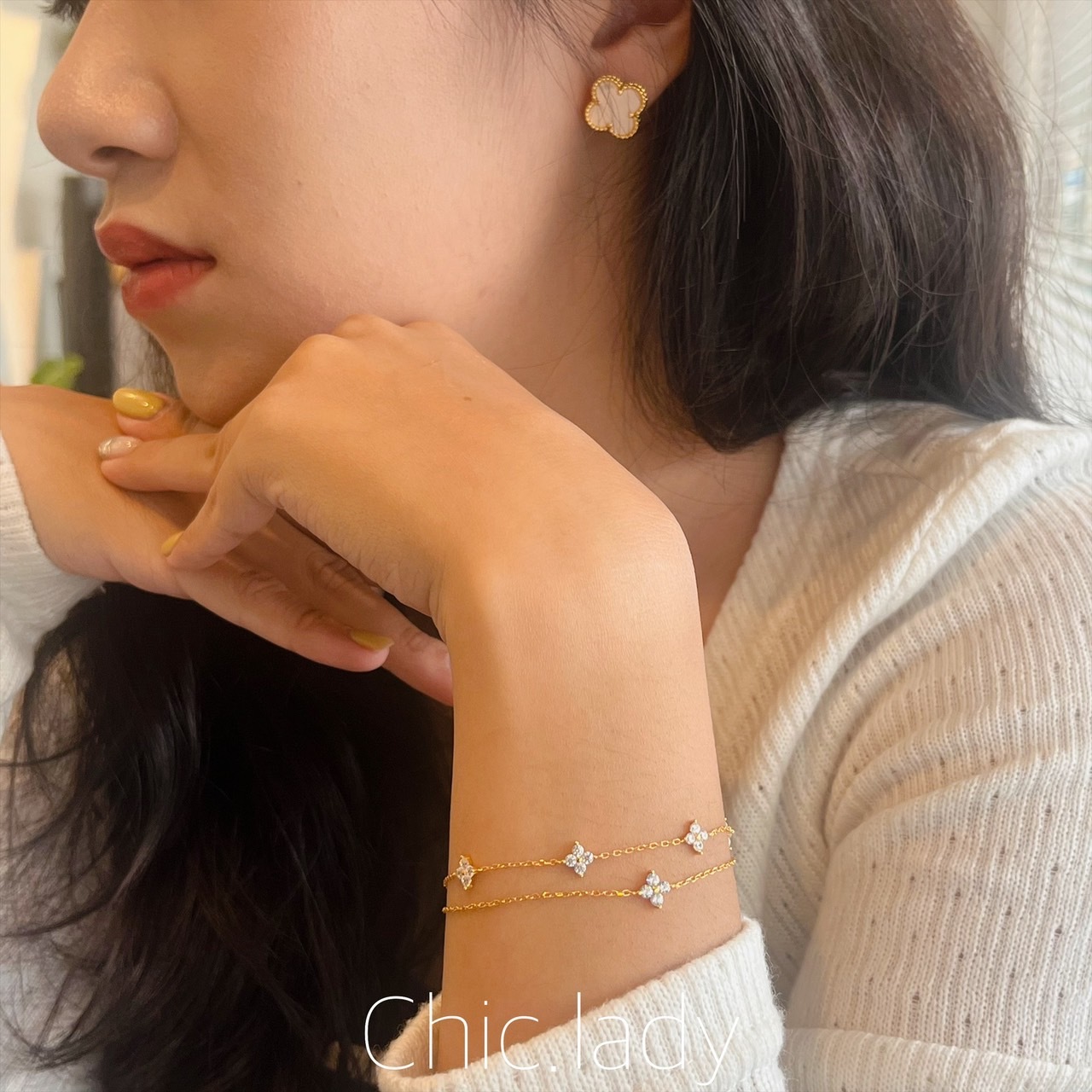 Earrings | 小白花