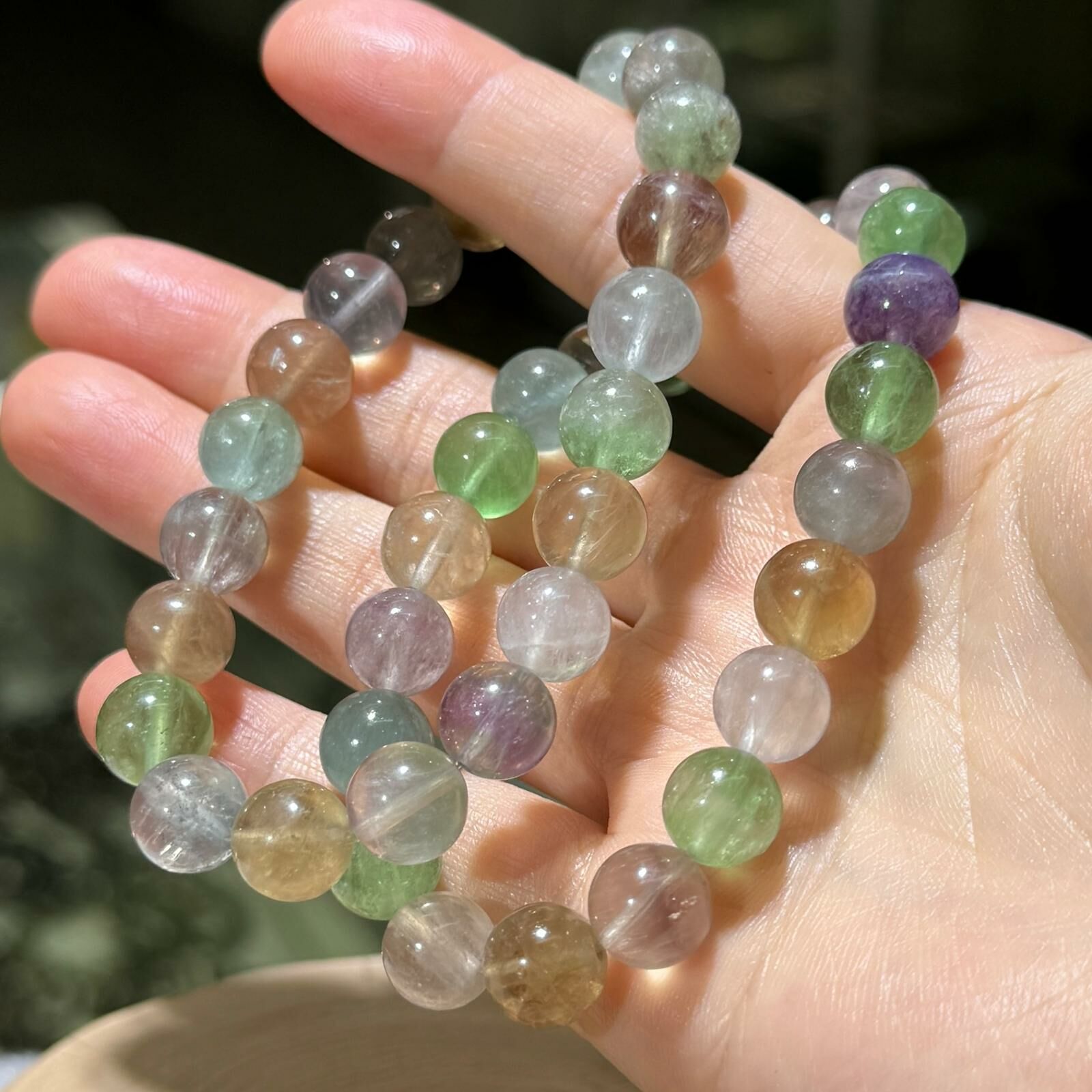 彩螢石手串 9 mm +/-