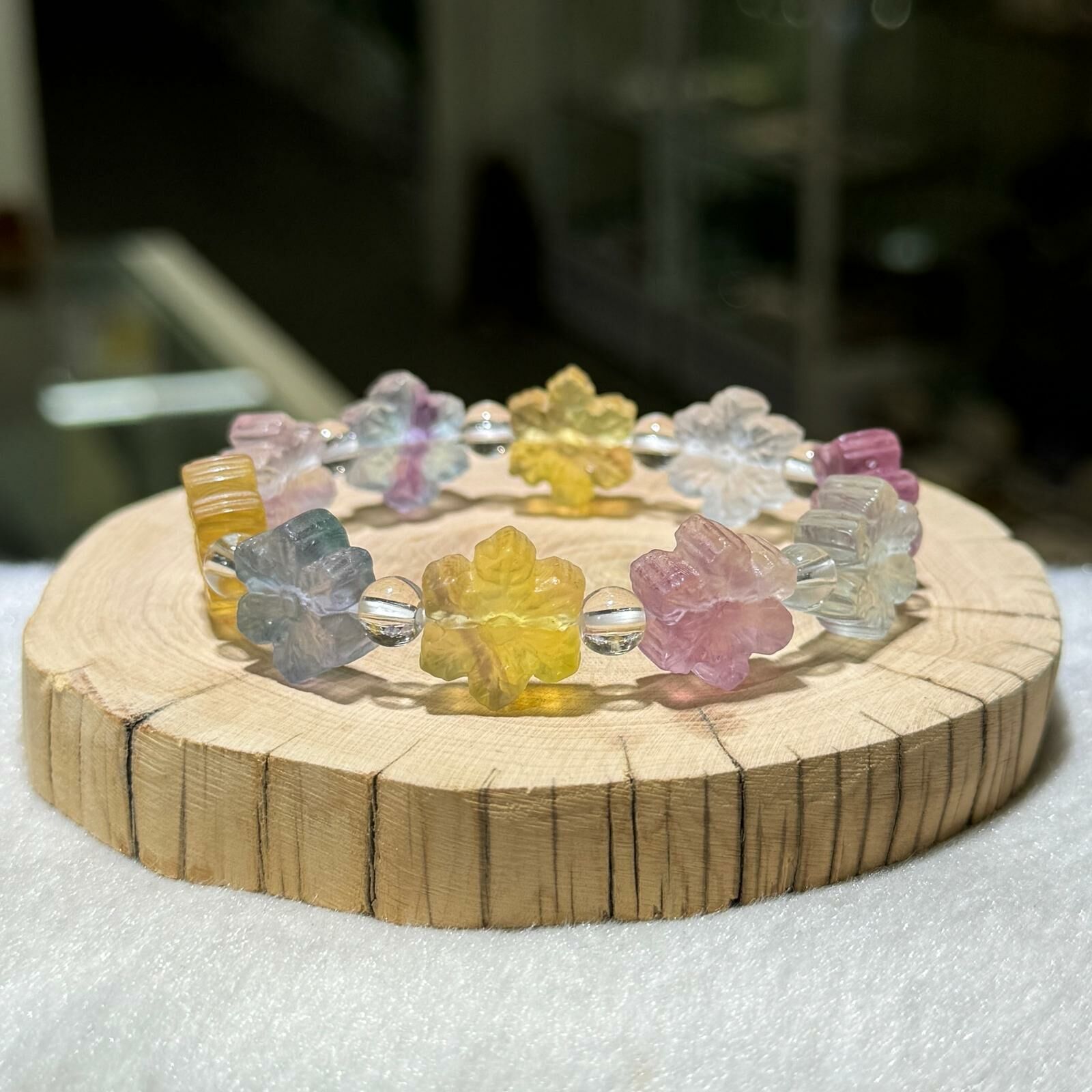 彩螢石花形手串 15.5 mm +/-