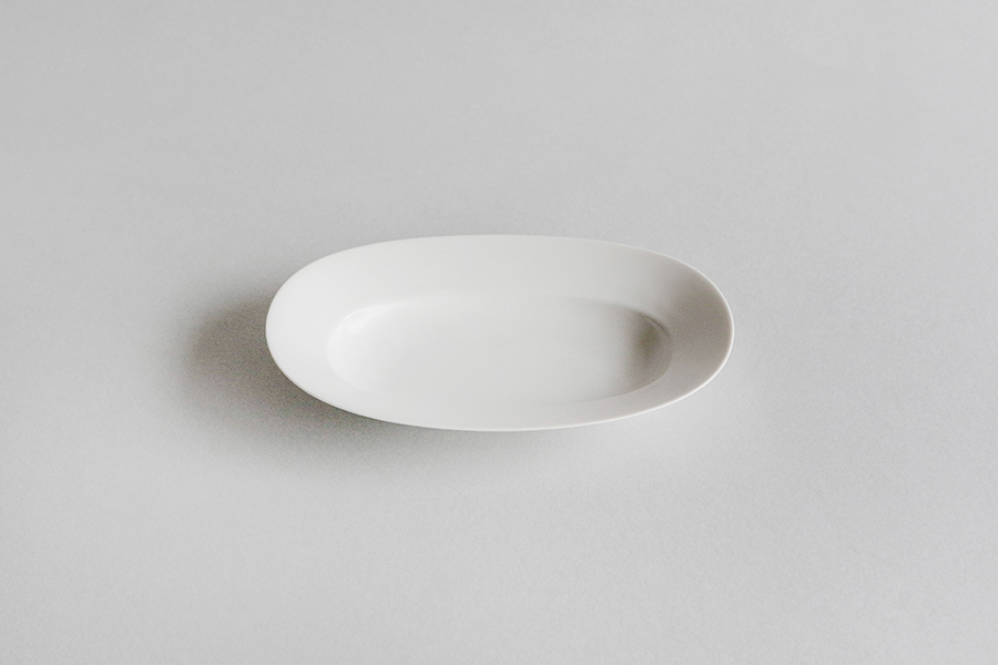 yumiko iihoshi porcelain - Oval plate橢圓盤/ M / 百合白