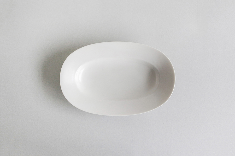 yumiko iihoshi porcelain - Oval plate橢圓盤/ M / 百合白