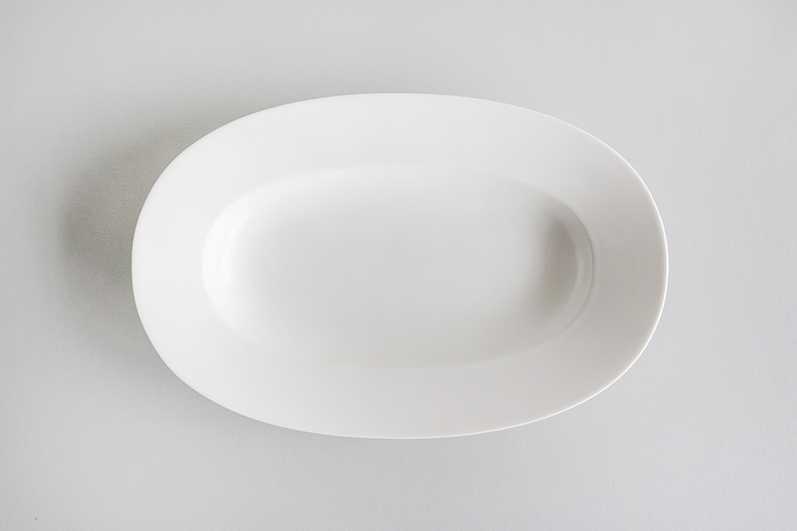yumiko iihoshi porcelain - Oval plate橢圓盤/ L / 百合白