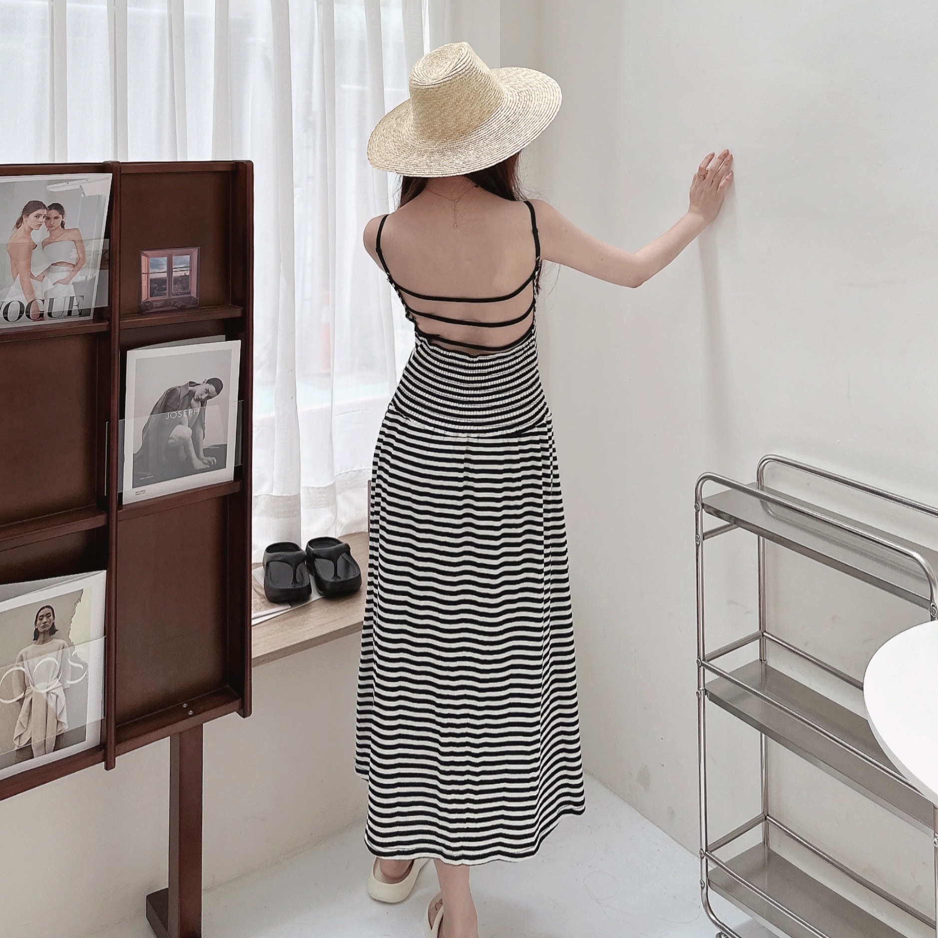 美背胸墊傘狀洋裝/二色