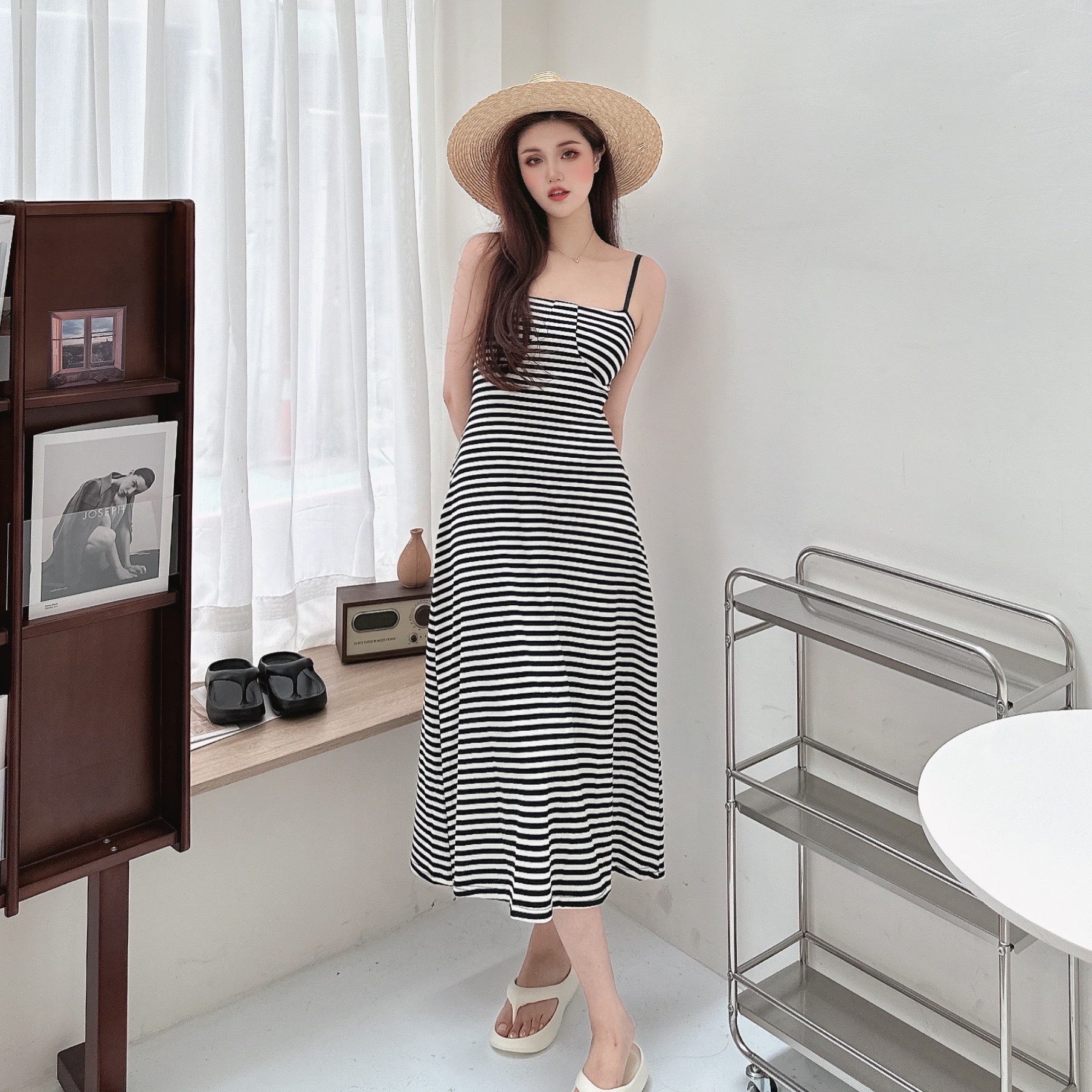 美背胸墊傘狀洋裝/二色