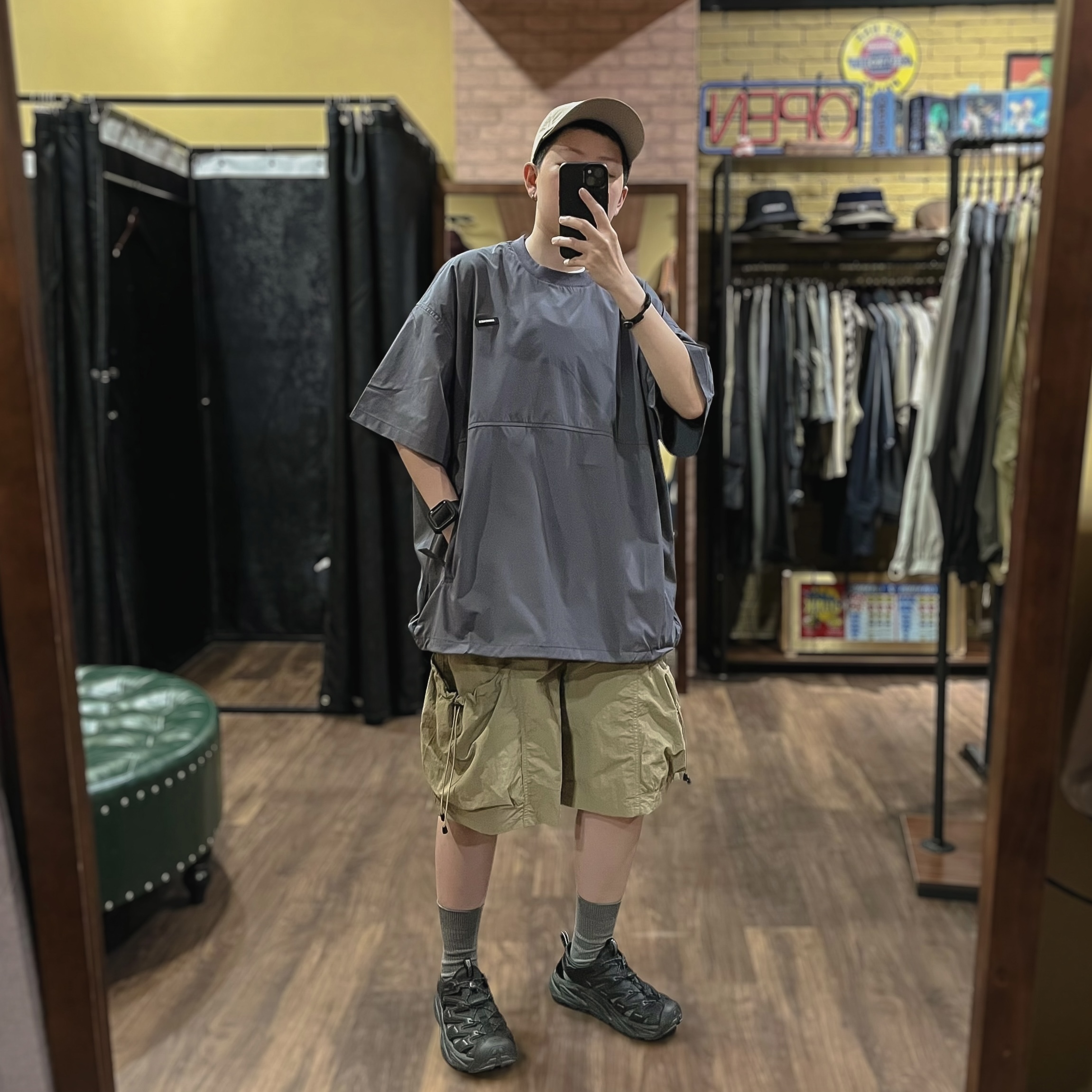 涼感抗皺拉鍊口袋短TEE