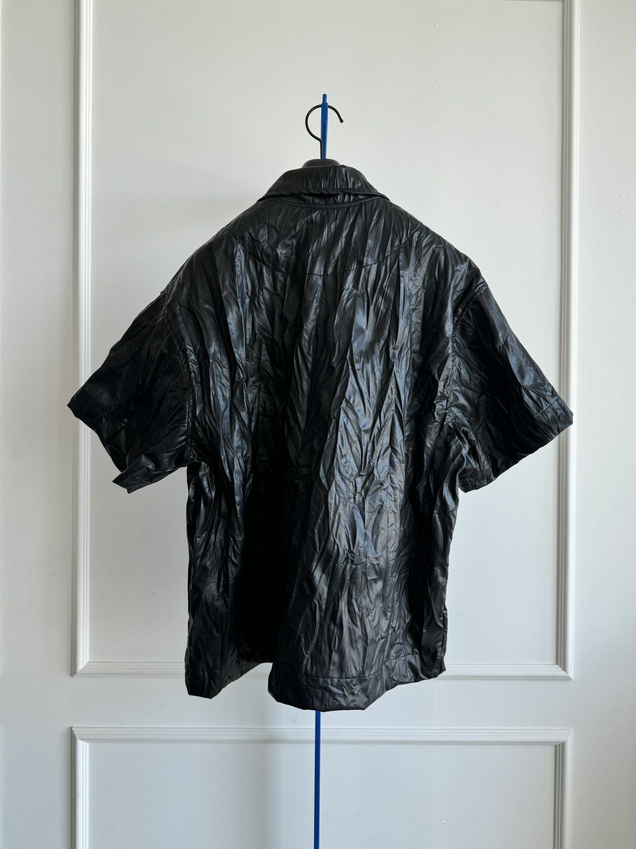 淨色合成皮短袖恤衫 MALENKII-079S