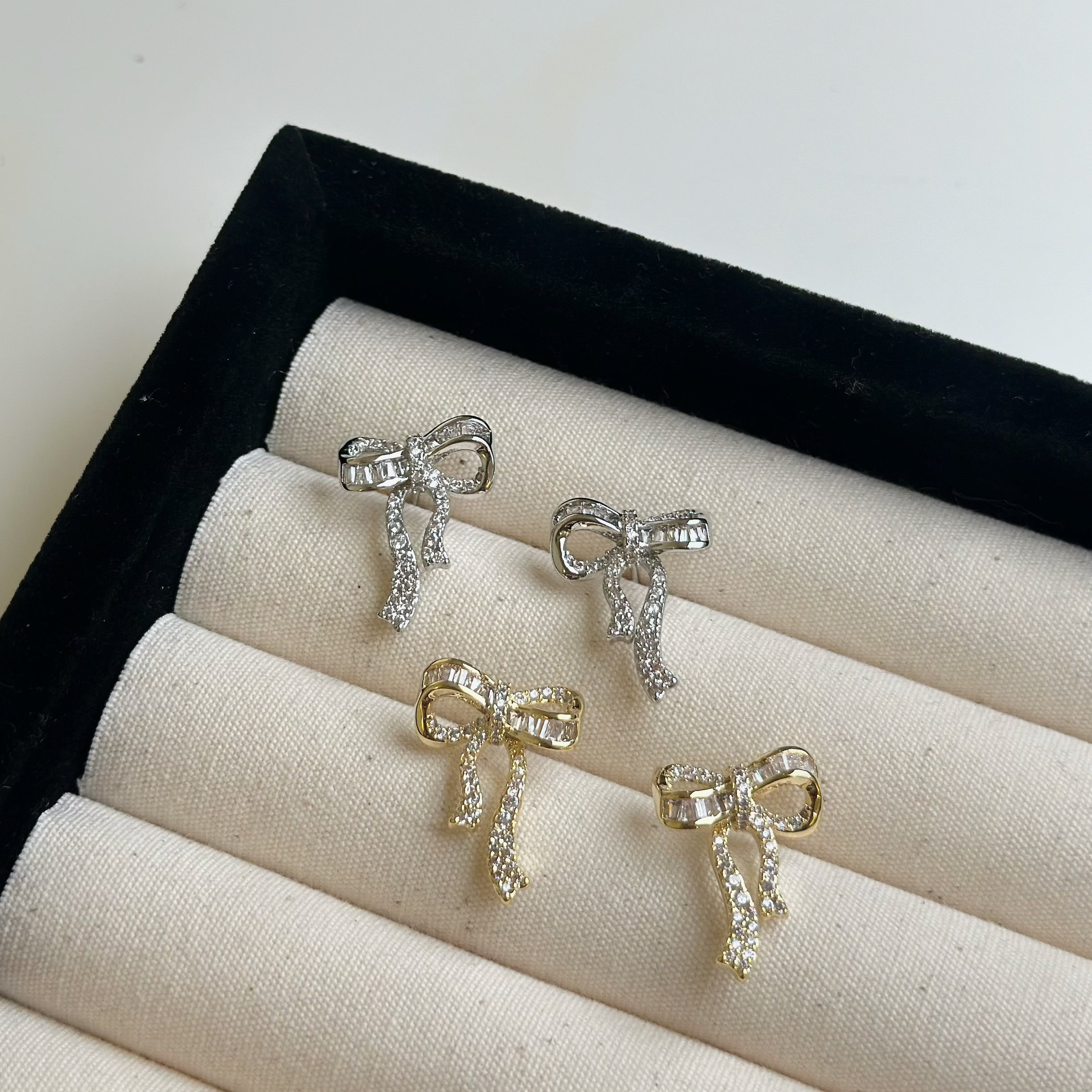 K11立體蝴蝶結耳貼