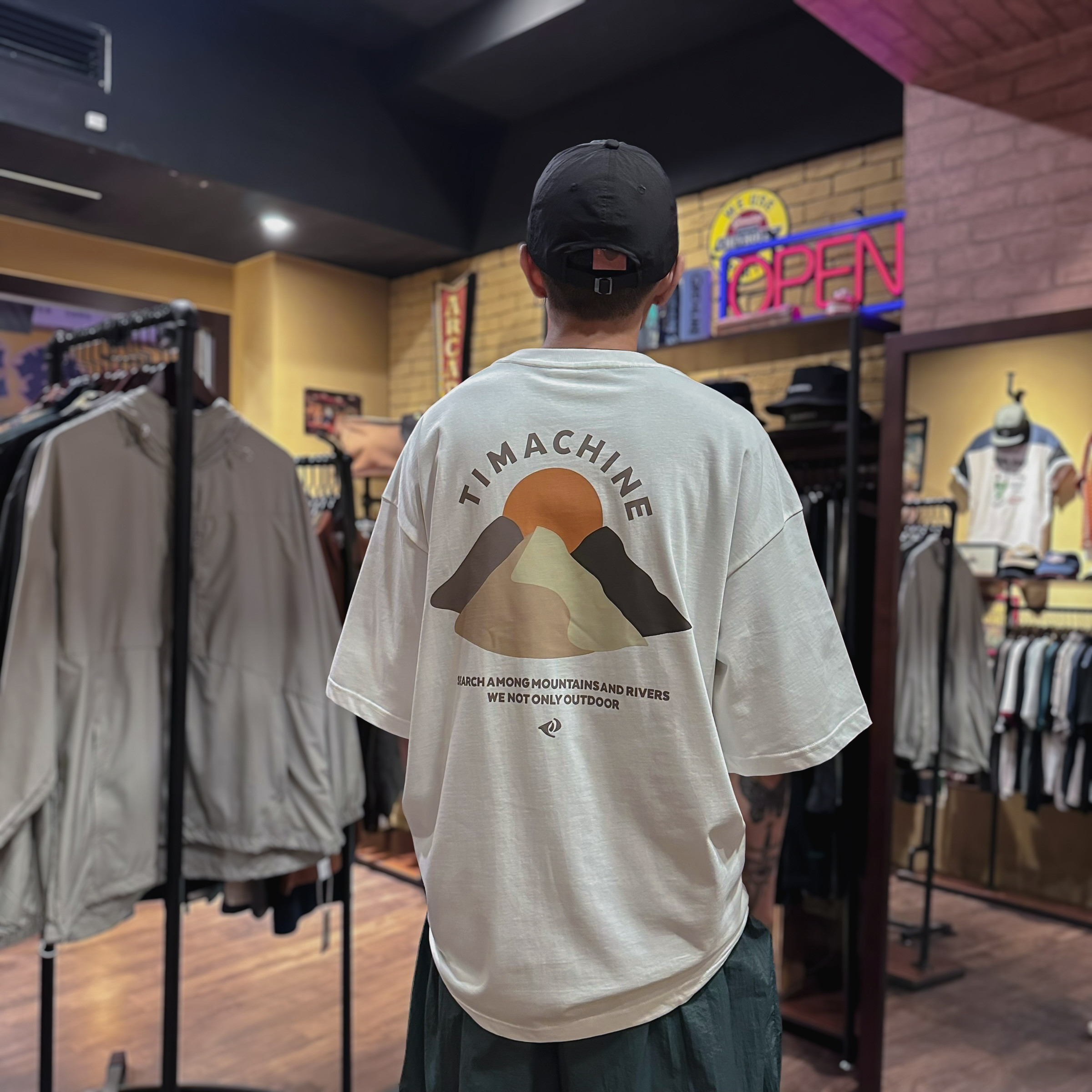 山系色塊休閒短TEE