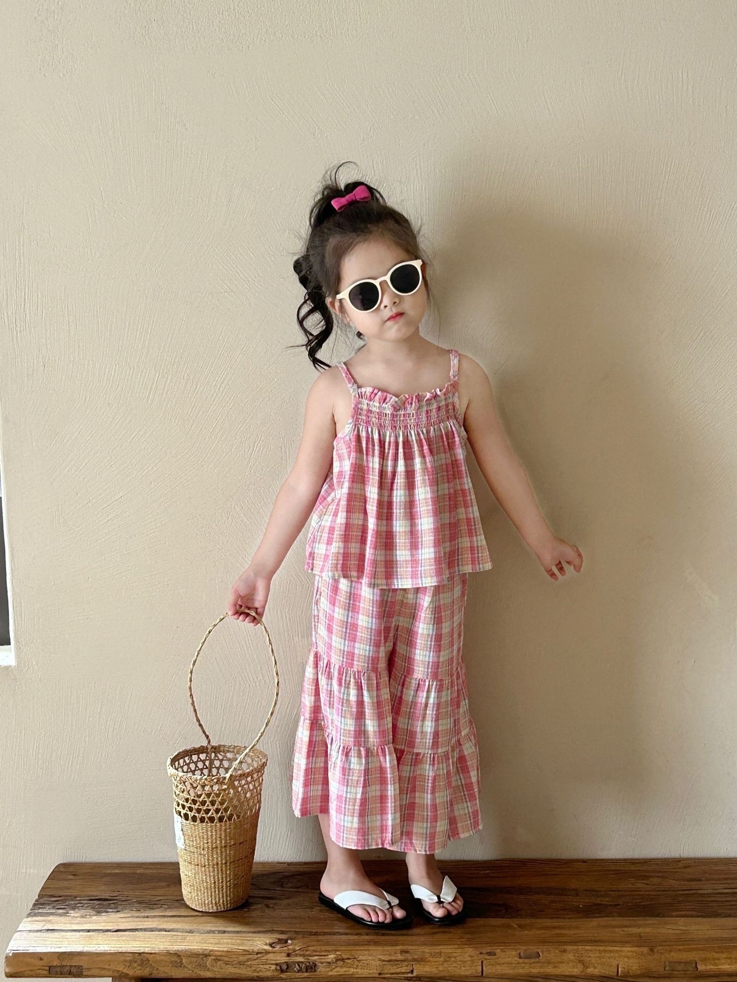 甜甜粉色格背心七分褲套裝