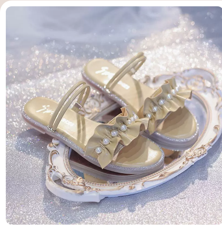 Flat Buckle Pearl Roman Shoes (Yellow Upgrade/Size 35-40) (Contact customer service to confirm the shipping size after placing the order)