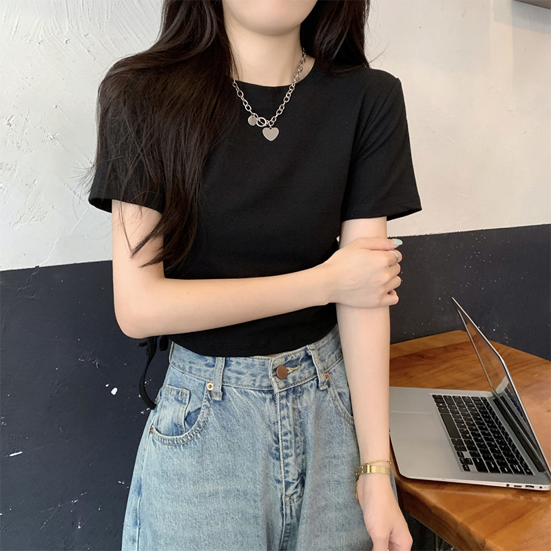 Hot selling short-sleeved T-shirt (black size S-L) (please contact customer service to confirm the delivery size after placing the order)
