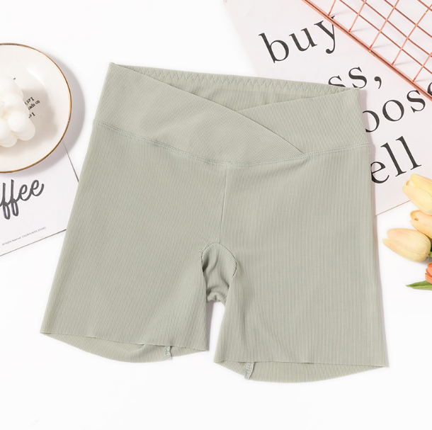 Ice Silk Leggings (Cross-Waist Three-Quarters - Green) One-size-fits-all 