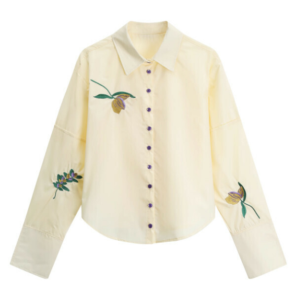 Hot selling flower embroidered loose long-sleeved shirt (beige) (size S-L) (contact customer service after placing the order to confirm the delivery size)